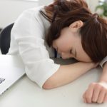 毎日７時間以上寝ているのに疲れが抜けない理由は自律神経の乱れが影響しているかもしれません